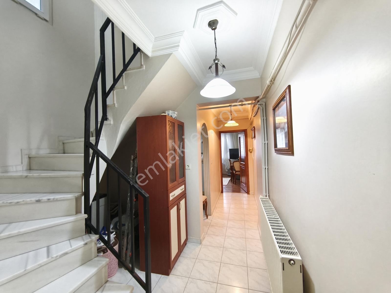 Rami Cuma Mah.merkezi Konum 3+2 180 M²asansörsüz Dubleks — fotoğraf 10