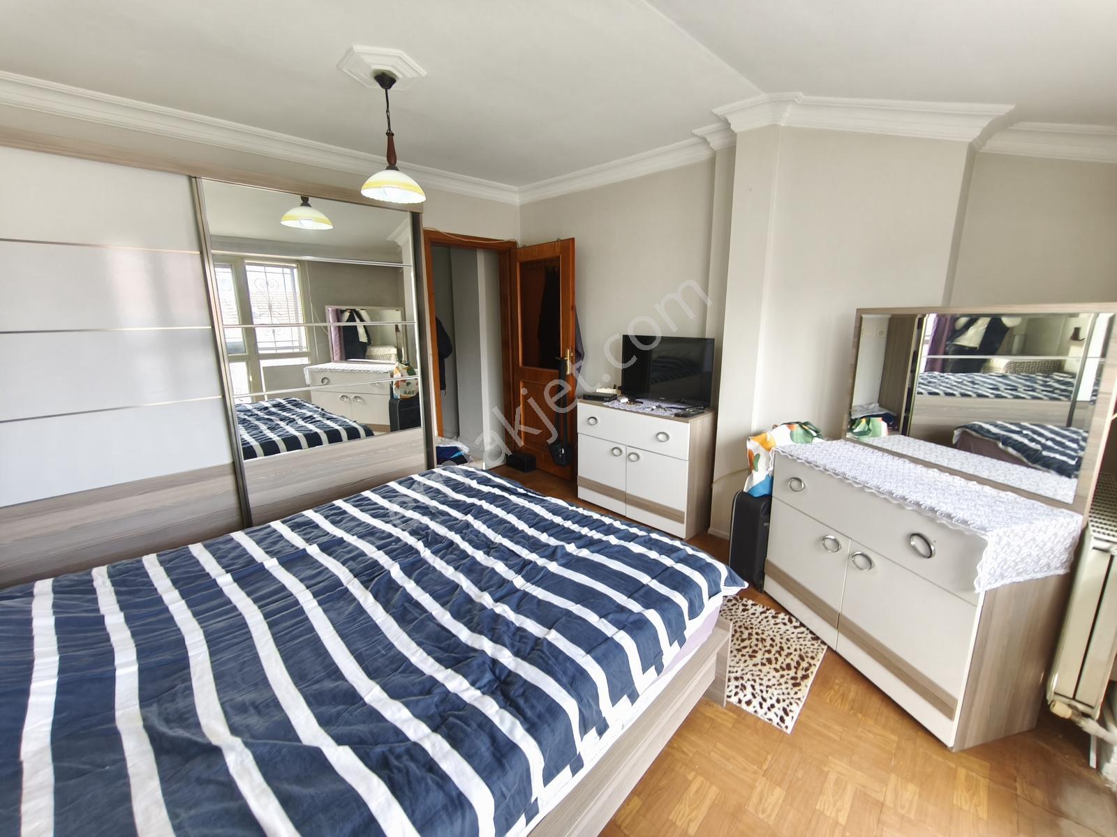 Rami Cuma Mah.merkezi Konum 3+2 180 M²asansörsüz Dubleks — fotoğraf 12