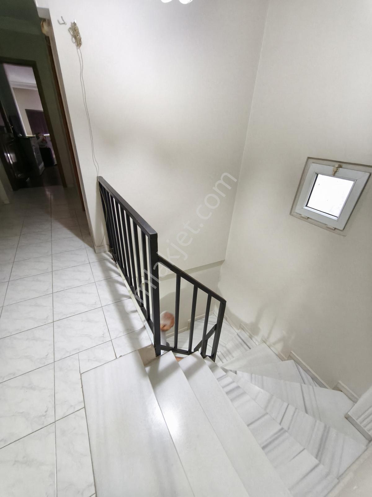 Rami Cuma Mah.merkezi Konum 3+2 180 M²asansörsüz Dubleks — fotoğraf 34