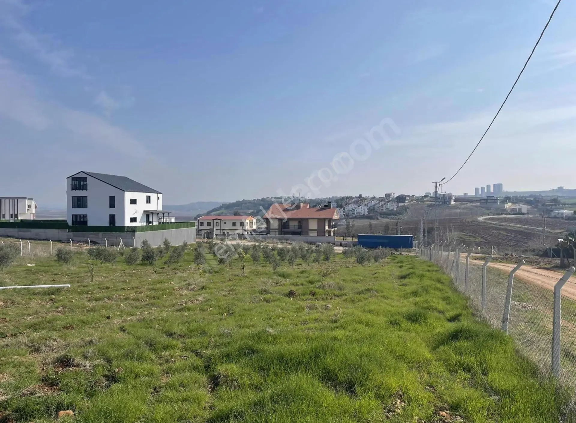 Bayramhacılı Satılık Tek Tapu 971M2 Arsa Yol Üzeri Yarın İnşaata Başla Ve Menekş...
