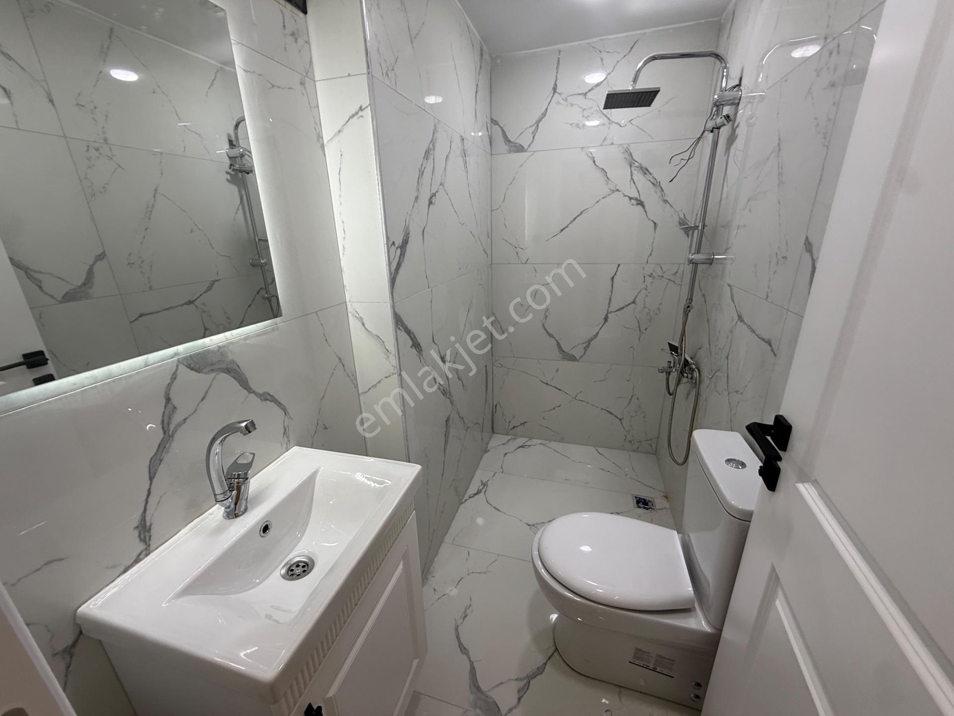 Metro Hastanesi Civarı İçi Fuul Yapılı 1+1 Satılık Daire — fotoğraf 8