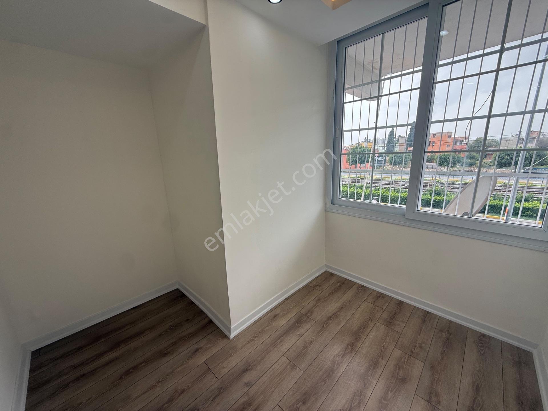 Metro Hastanesi Civarı İçi Fuul Yapılı 1+1 Satılık Daire — fotoğraf 10