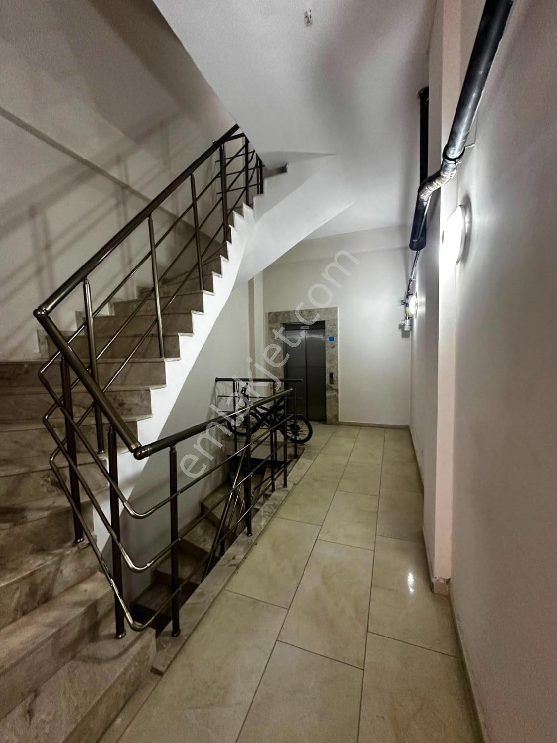 Remax Mid'den 100.yıl Teknik Lise Caddesi Üzerinde 2+1 Satılık Daire — fotoğraf 19