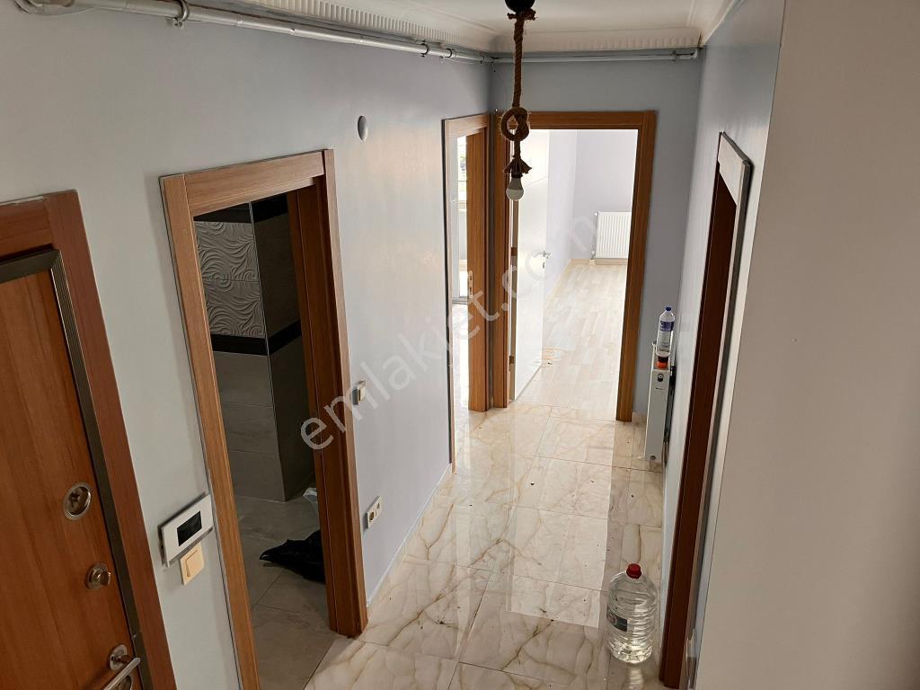 Küçükçekmece Halkalı Yenidoğanda Çatı Dübleks Satılık Daire — fotoğraf 11