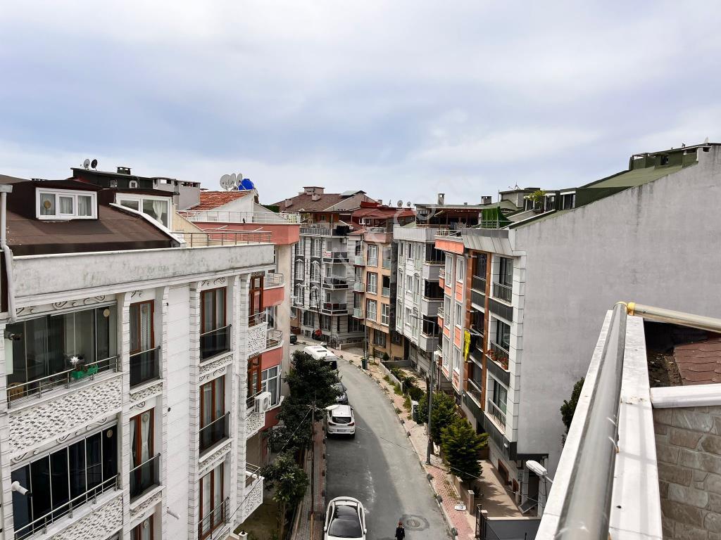 Küçükçekmece Halkalı Yenidoğanda Çatı Dübleks Satılık Daire — fotoğraf 19