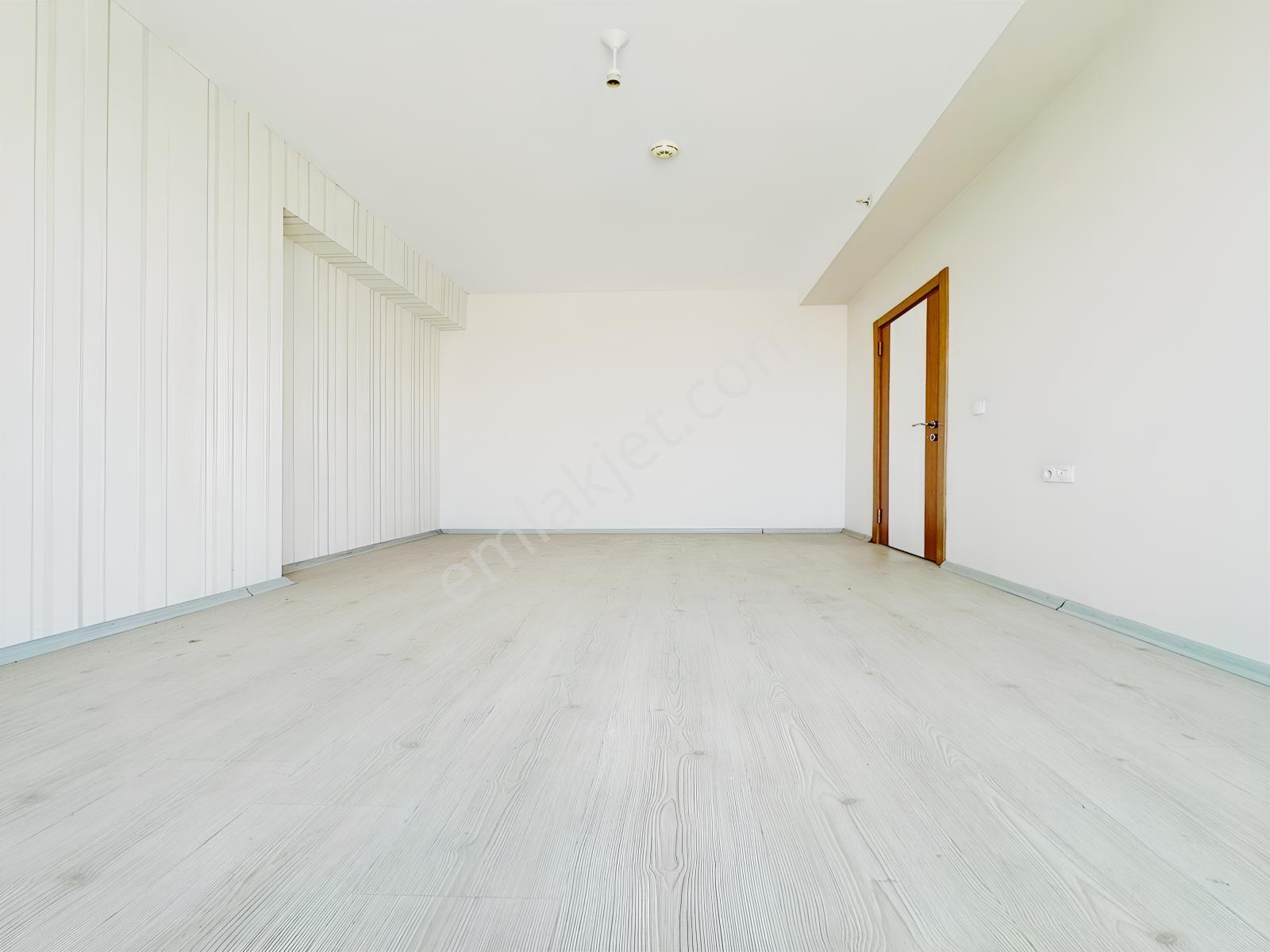 Cumhuriyet Mahallesi Havuzlu+güvenlikli Site İçi 1+1 Daire ! — fotoğraf 26