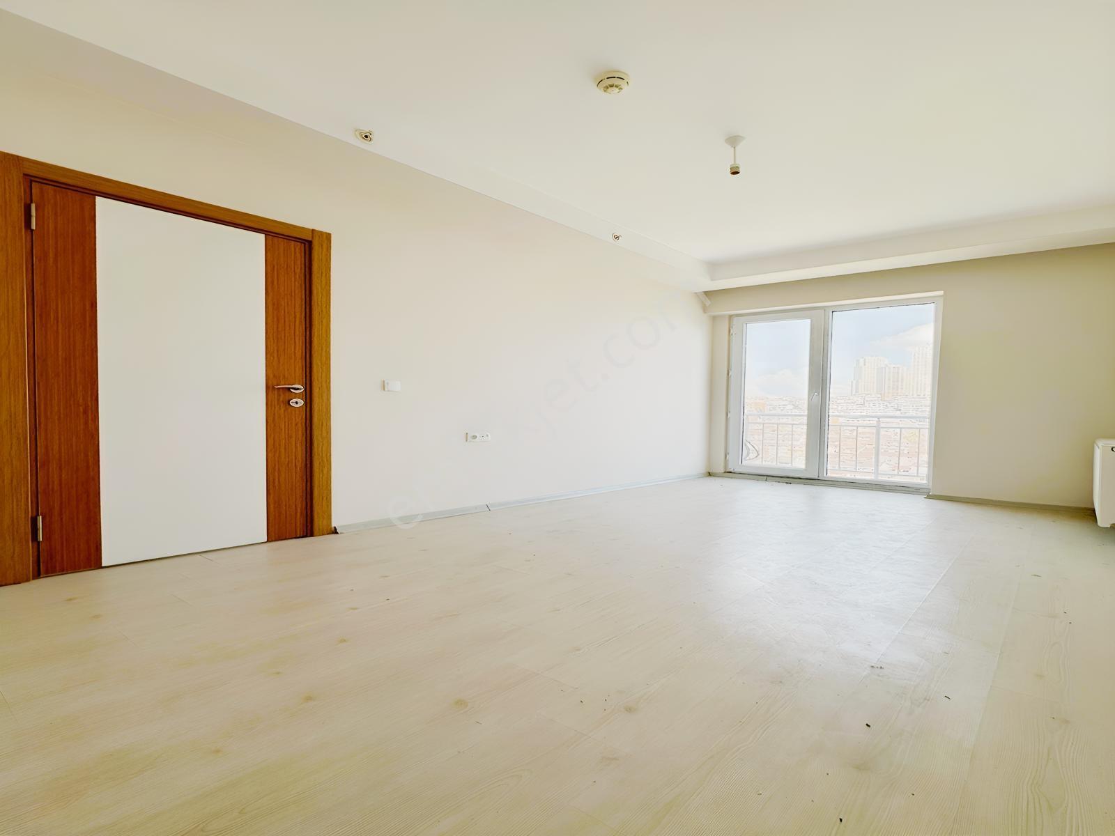 Cumhuriyet Mahallesi Havuzlu+güvenlikli Site İçi 1+1 Daire ! — fotoğraf 28