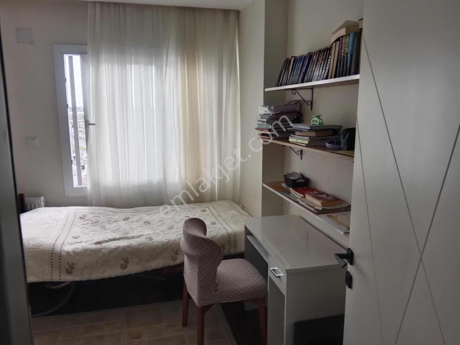 Devlet Hastanesi Karşısın Da 3+1 Satılık Daire — fotoğraf 12