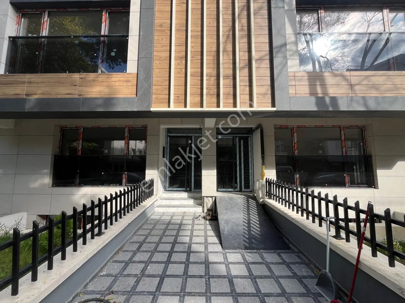 Sbell'Den Bahçelievler'De Başkent Hast. Yakını 1+1 Sıfır Daire