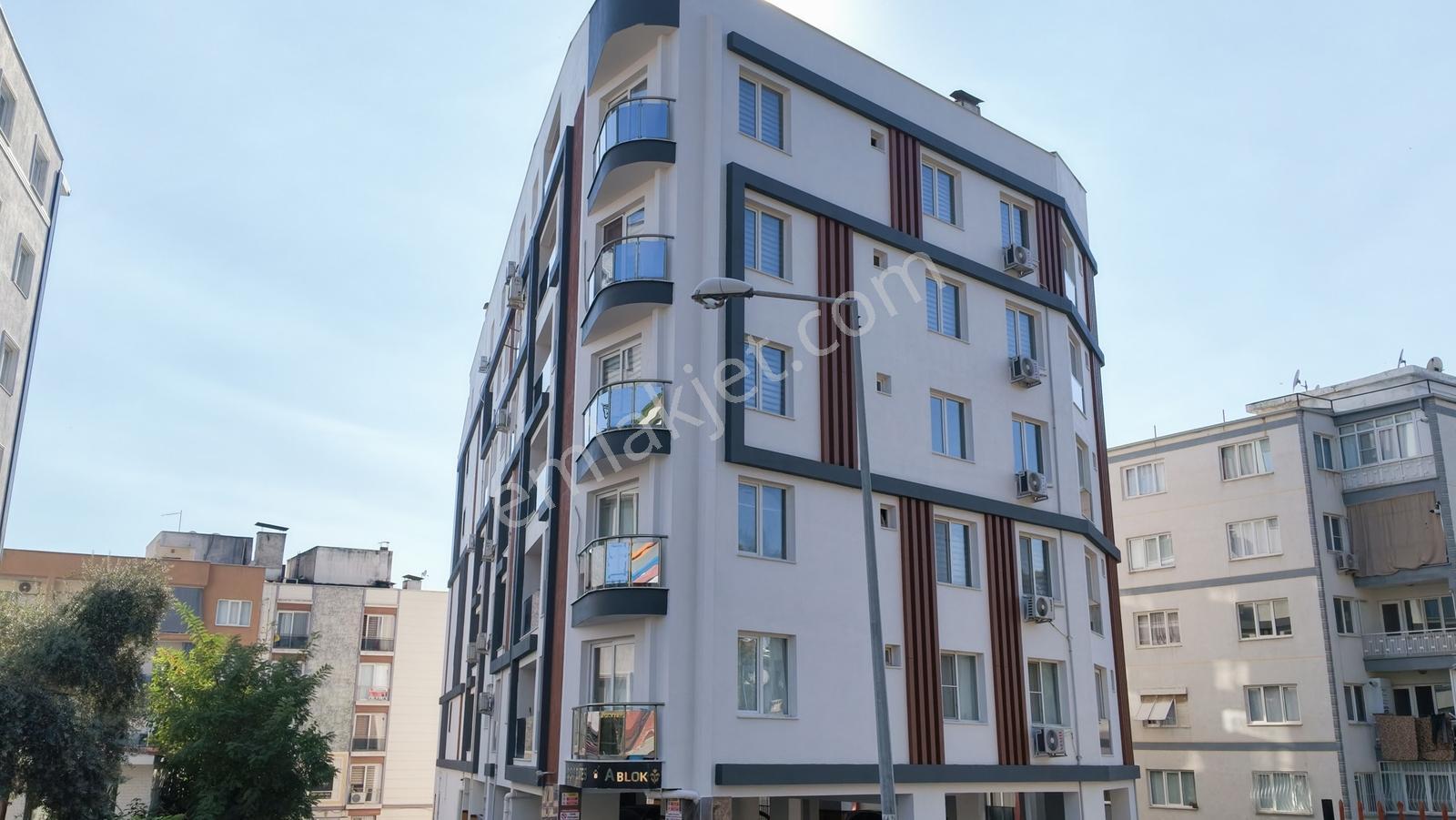 Aydın Efeler Başar Suites'De Eşyalı Satılık 1+1 Dubleks Daire