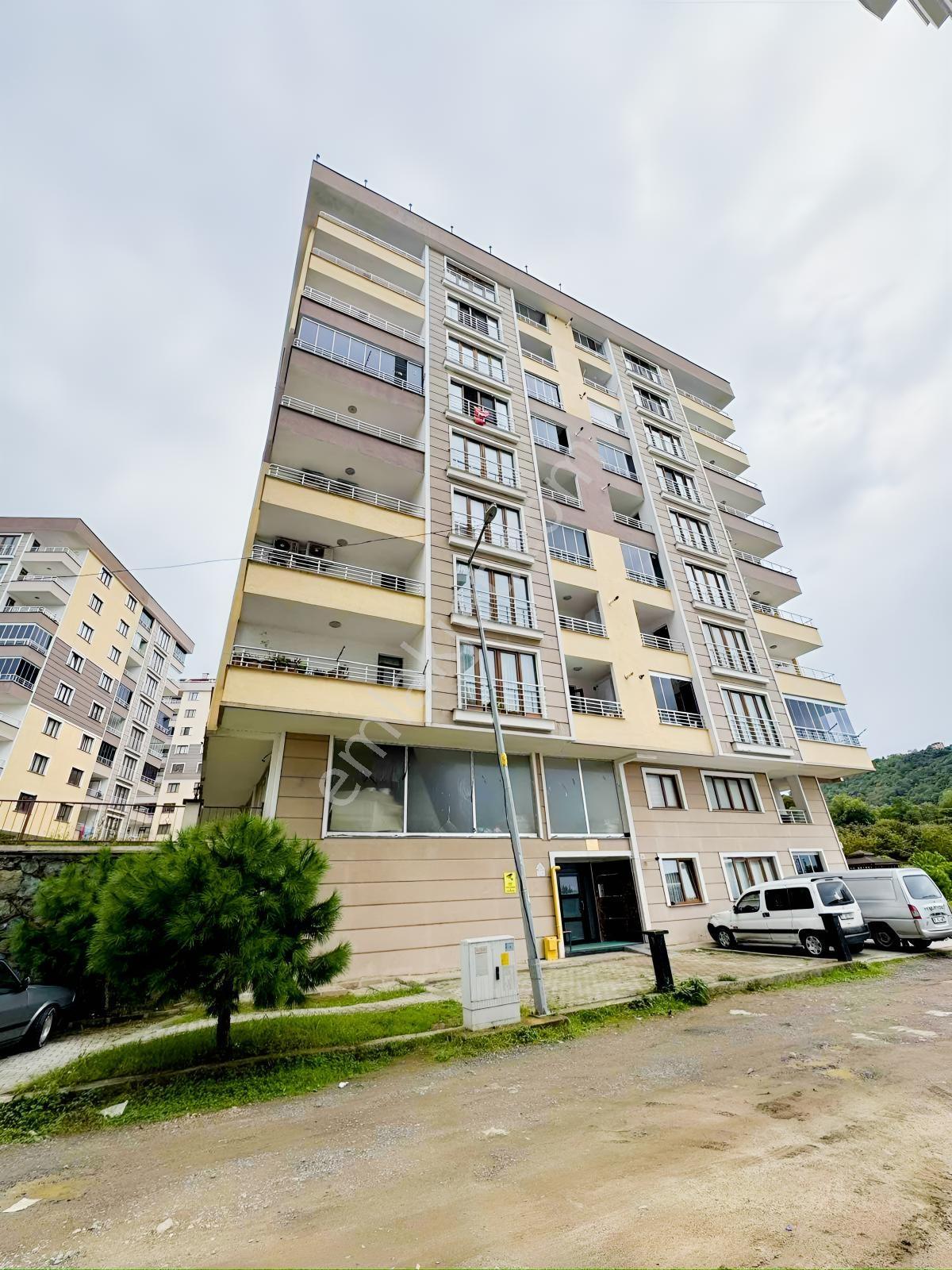 Trabzon Arsin'De Satılık Deniz Manzaralı Daire