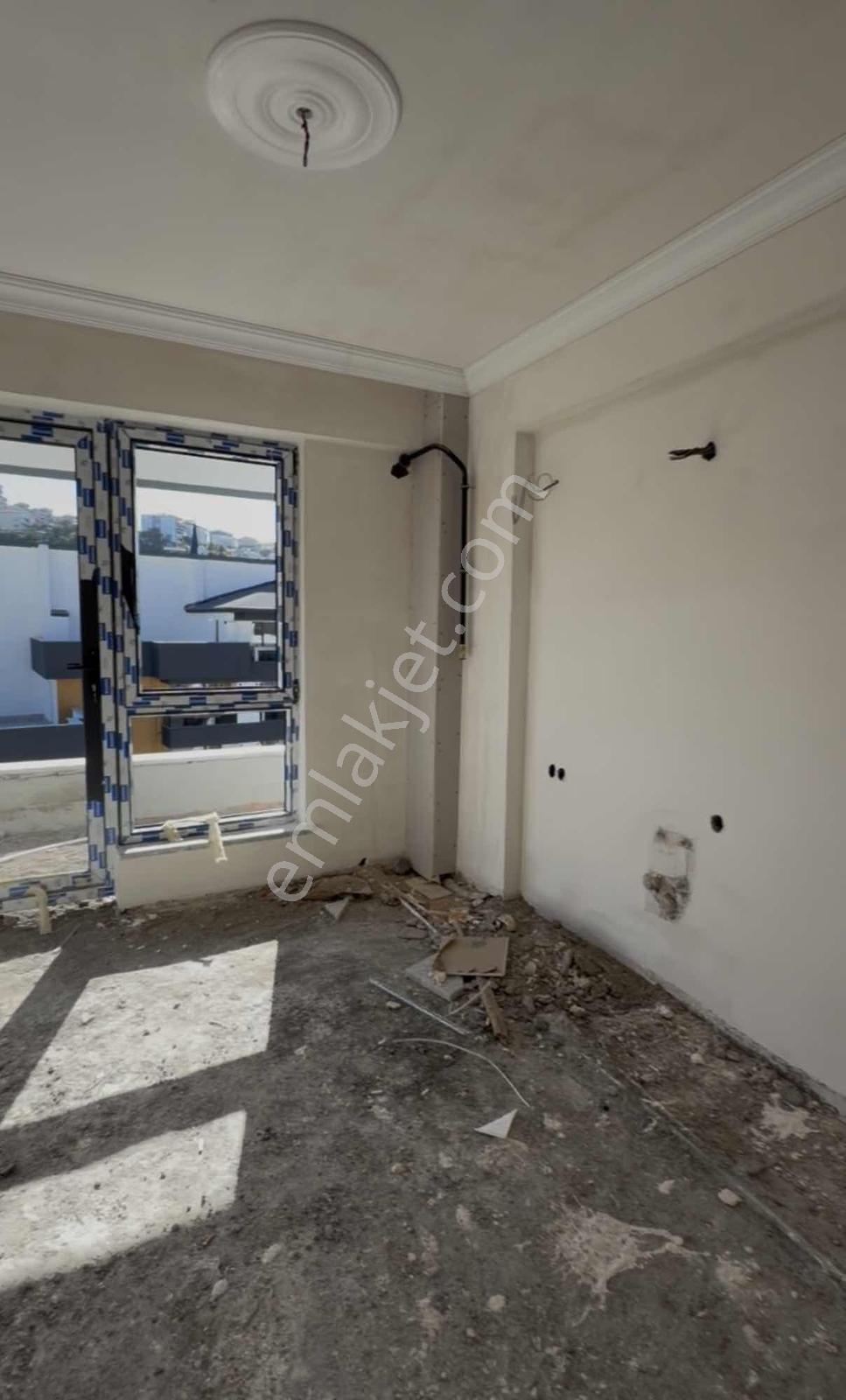 Engin Emlaktan Kemerde Satlık 2+1 Daire — fotoğraf 2