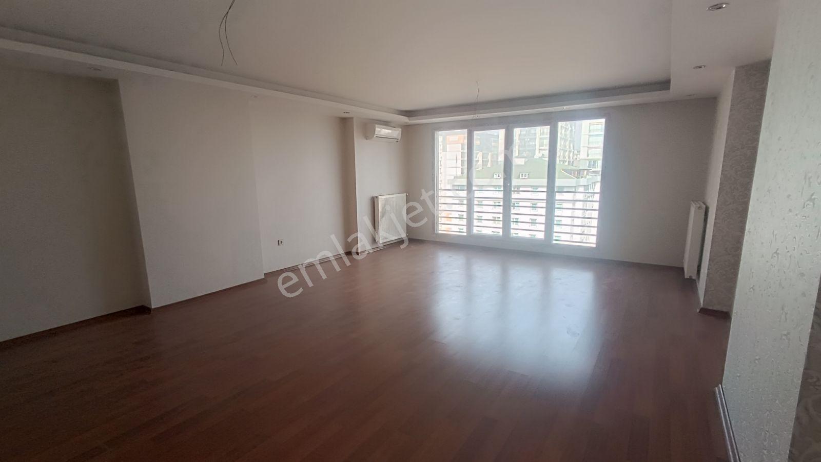 Remax Hedef Gökhan Aslantaş'tan 11 Mahalle Sitesi 4+1 Lux Daire — fotoğraf 4