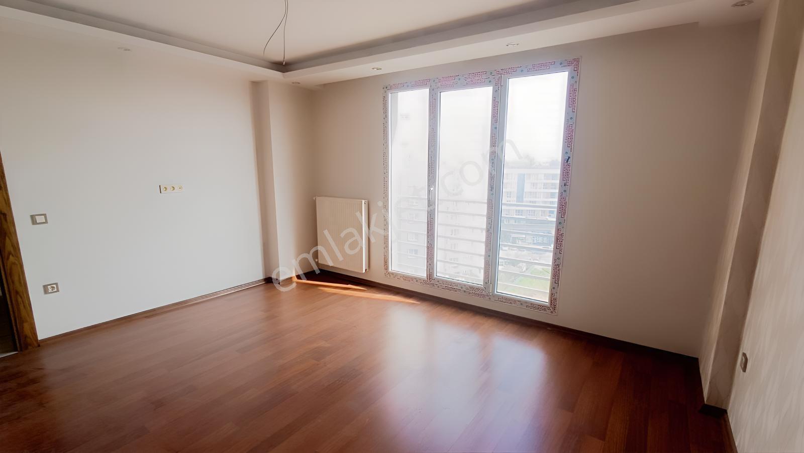 Remax Hedef Gökhan Aslantaş'tan 11 Mahalle Sitesi 4+1 Lux Daire — fotoğraf 14
