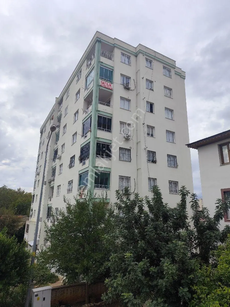Kozan Gayrimenkulden Merkezi Lokasyonda Mazaralı Ekstralı Lüks