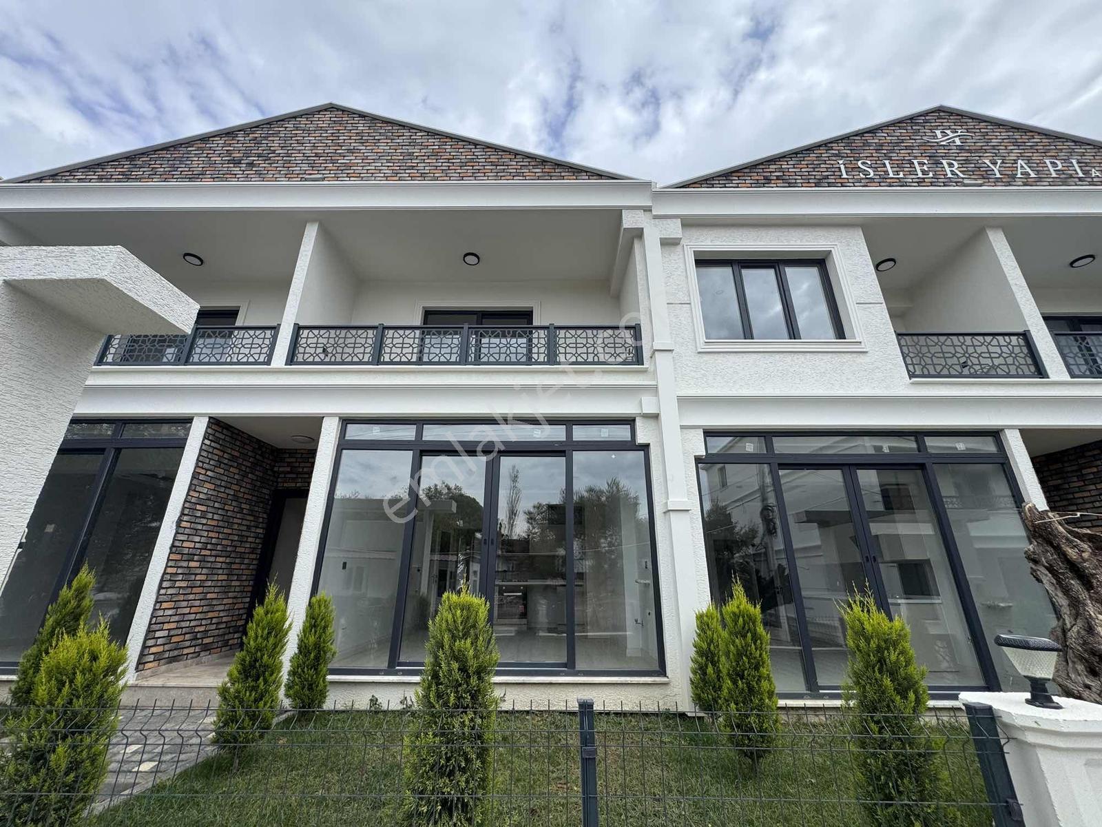 Güçlü Kardeşlerden Güre Köy Merkezinde 1+1 Sıfır Bahçeli Daire — fotoğraf 3