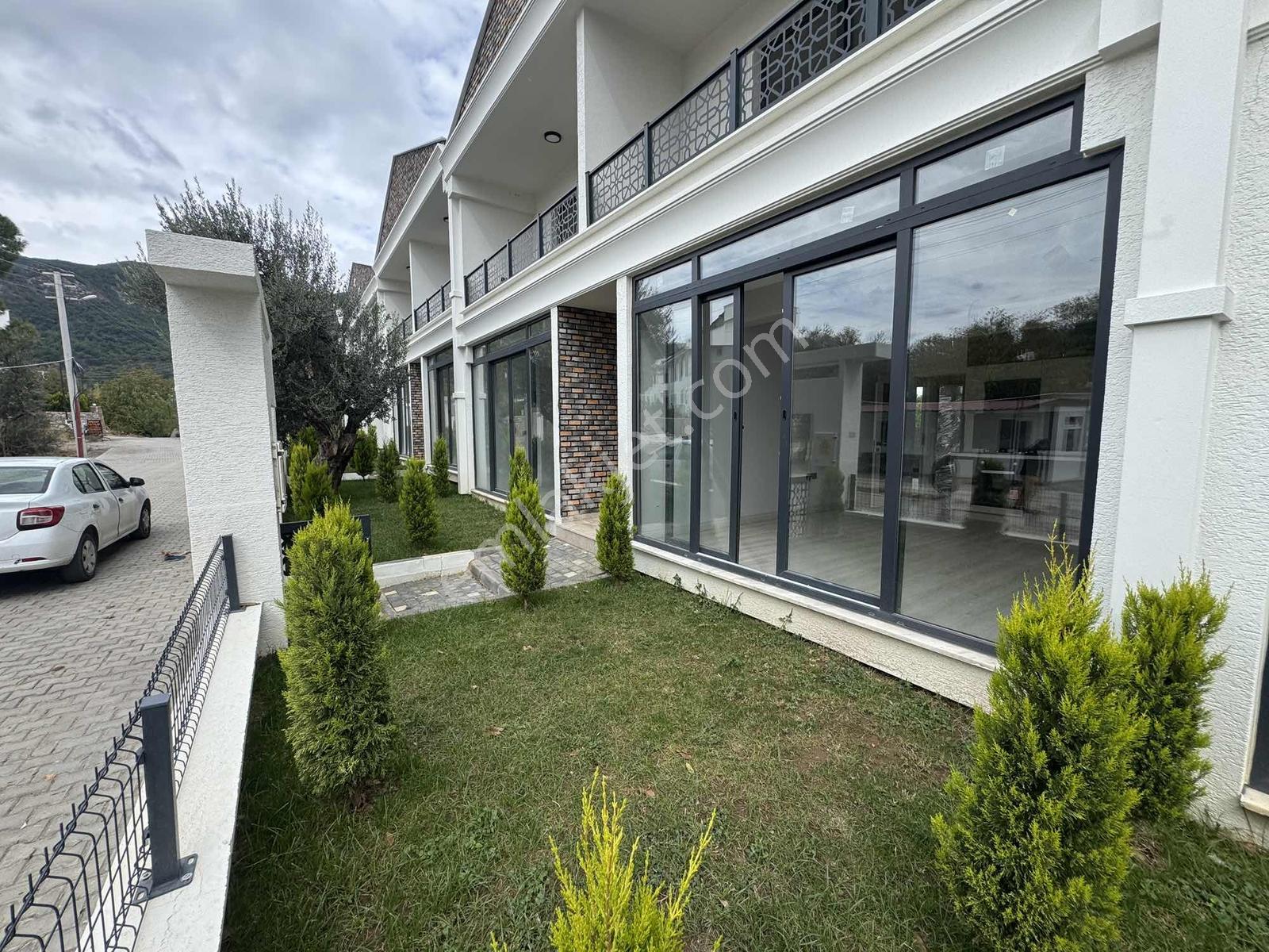 Güçlü Kardeşlerden Güre Köy Merkezinde 1+1 Sıfır Bahçeli Daire — fotoğraf 6