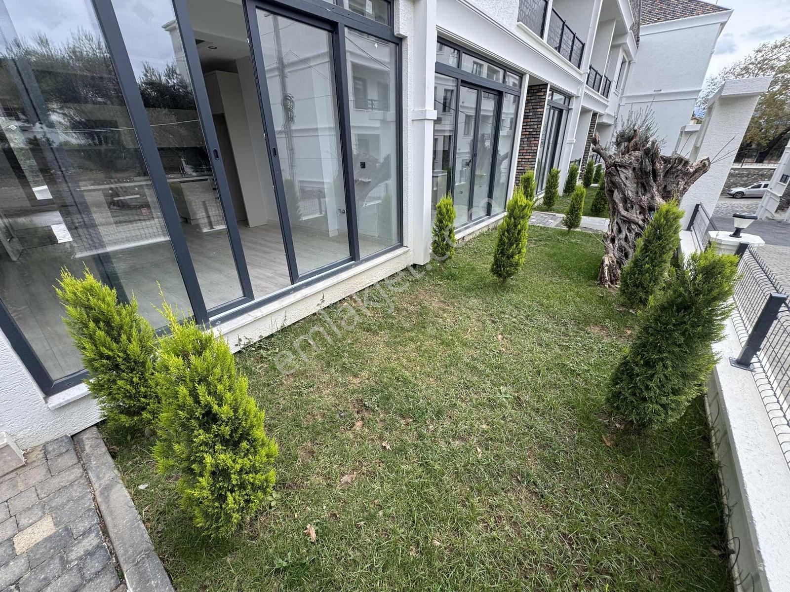 Güçlü Kardeşlerden Güre Köy Merkezinde 1+1 Sıfır Bahçeli Daire — fotoğraf 7