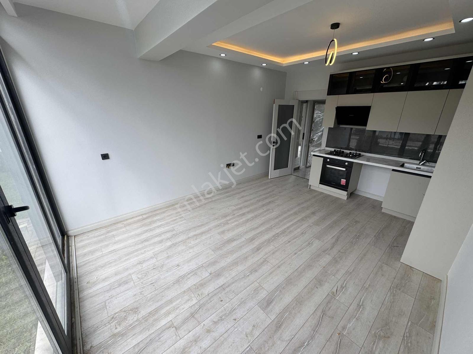 Güçlü Kardeşlerden Güre Köy Merkezinde 1+1 Sıfır Bahçeli Daire — fotoğraf 12