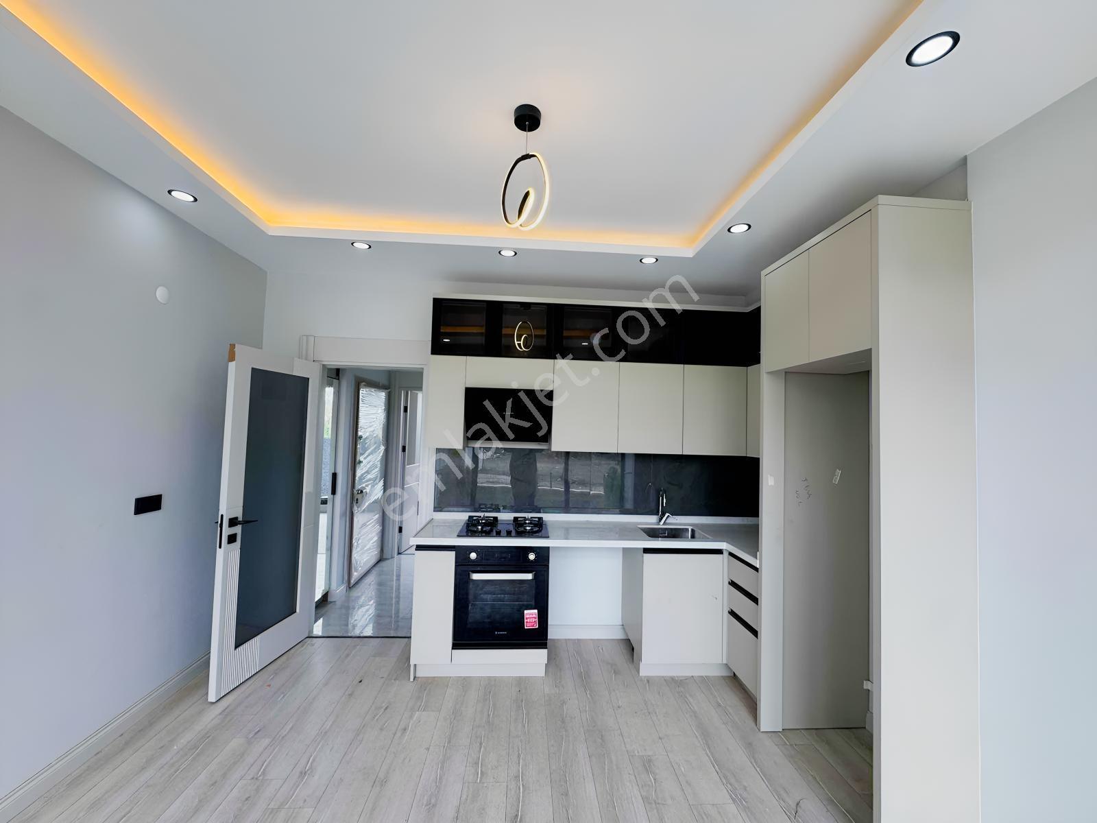 Güçlü Kardeşlerden Güre Köy Merkezinde 1+1 Sıfır Bahçeli Daire — fotoğraf 14