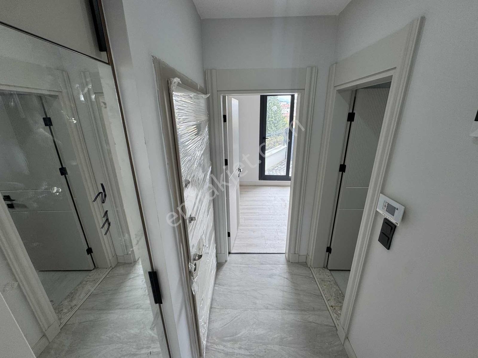 Güçlü Kardeşlerden Güre Köy Merkezinde 1+1 Sıfır Bahçeli Daire — fotoğraf 19