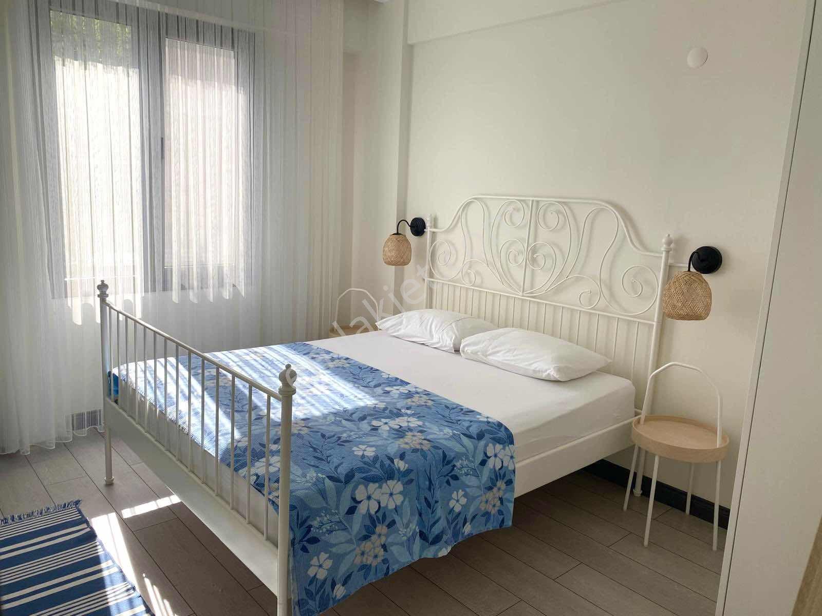 Güçlü Kardeşler Havuzlu Site İçerisinde Denize 150m 2+1 Daire — fotoğraf 19