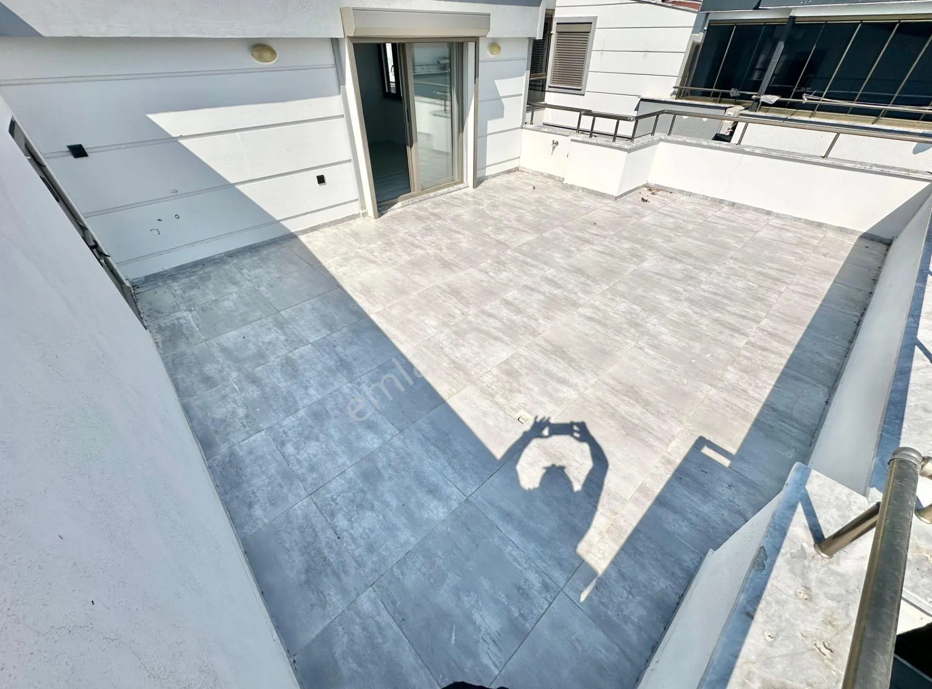 ꧁ay Emlaktan꧂akçay'da Muhteşem Konumlu Denize 600 Metre Geniş Teraslı Satılık 4+1 Dublex Daire — fotoğraf 2
