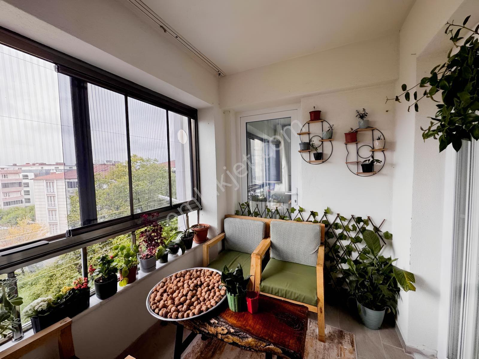 Bursadabul'dan Atatürk Mah. Ara Kat 2+1 Daire — fotoğraf 4