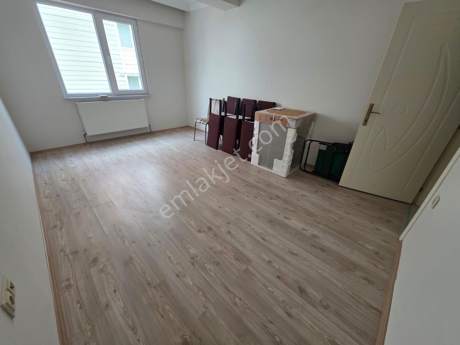Muhittin Mahallesinde Geniş 3+1 Satılık Daire — fotoğraf 14