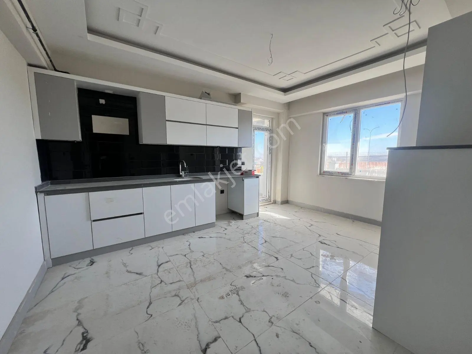 Konum'dan *-*kaçırılmayacak Fırsat*-* Satılık 2+1 Sıfır Daire — fotoğraf 2