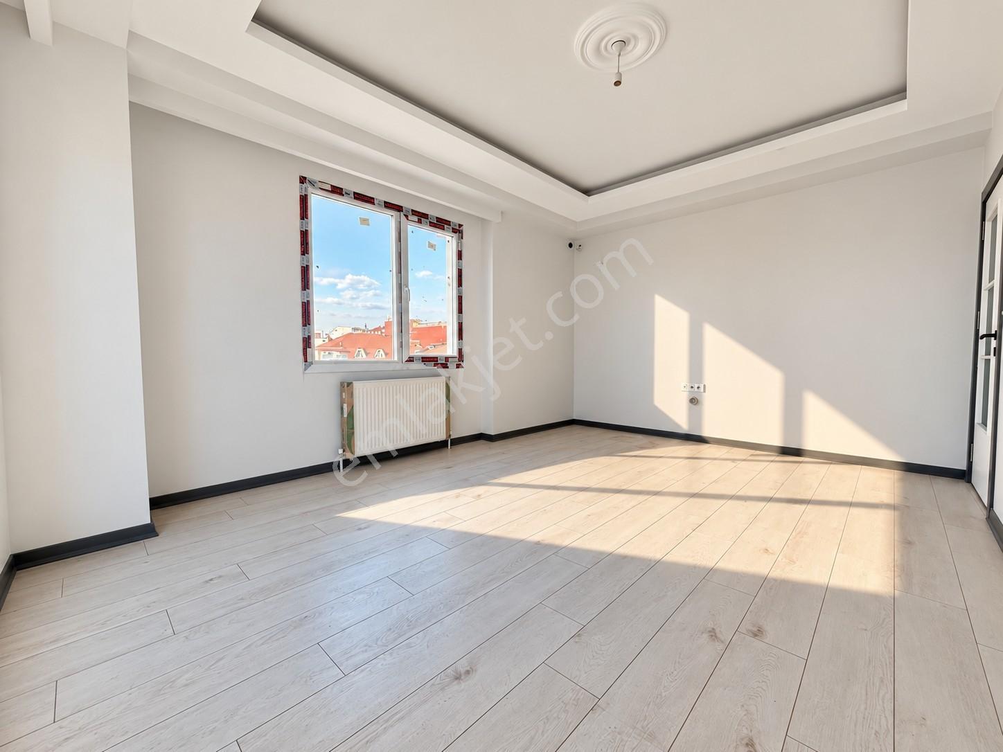 Mahmutbey Caddesi,sıfır,2+1,k.otoparklı,9.kat,arakat — fotoğraf 3