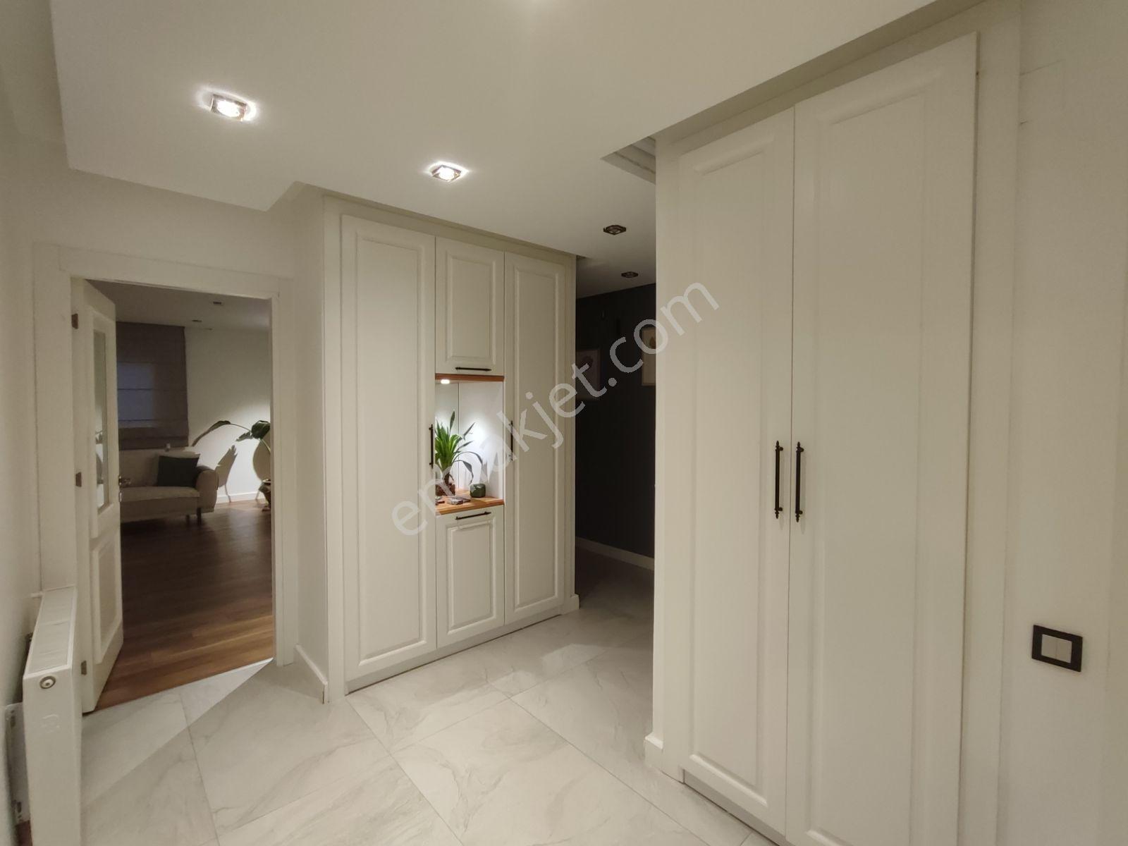 Amaç'tan T.ozal 2 Parsel İci Full Yapili Site İçi Satilik 3+1 — fotoğraf 6
