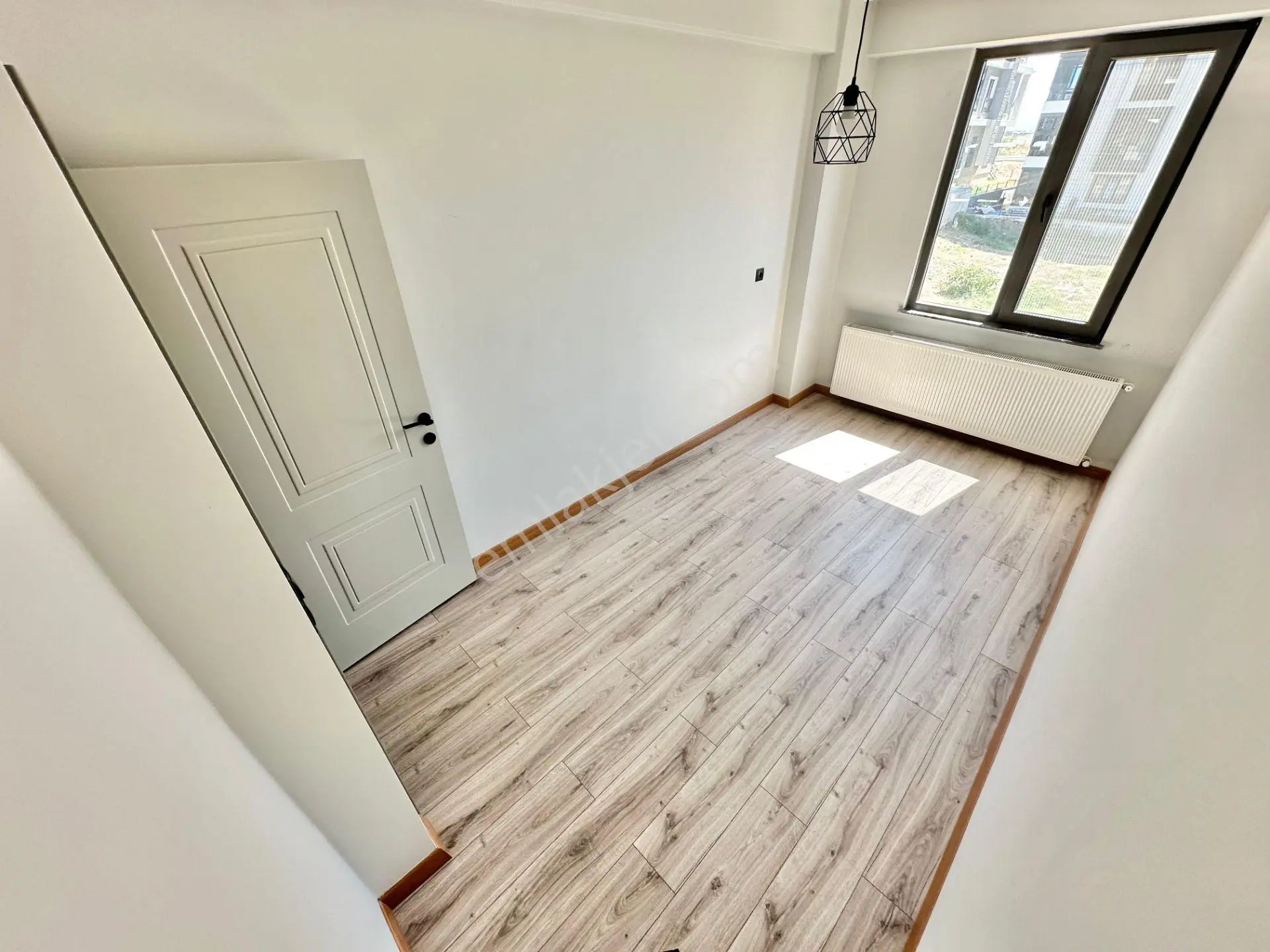 ꧁ay Emlaktan꧂akçay'da Denize Yakın Kombili Arakat Satılık 2+1 Ultra Lüks Daire — fotoğraf 17