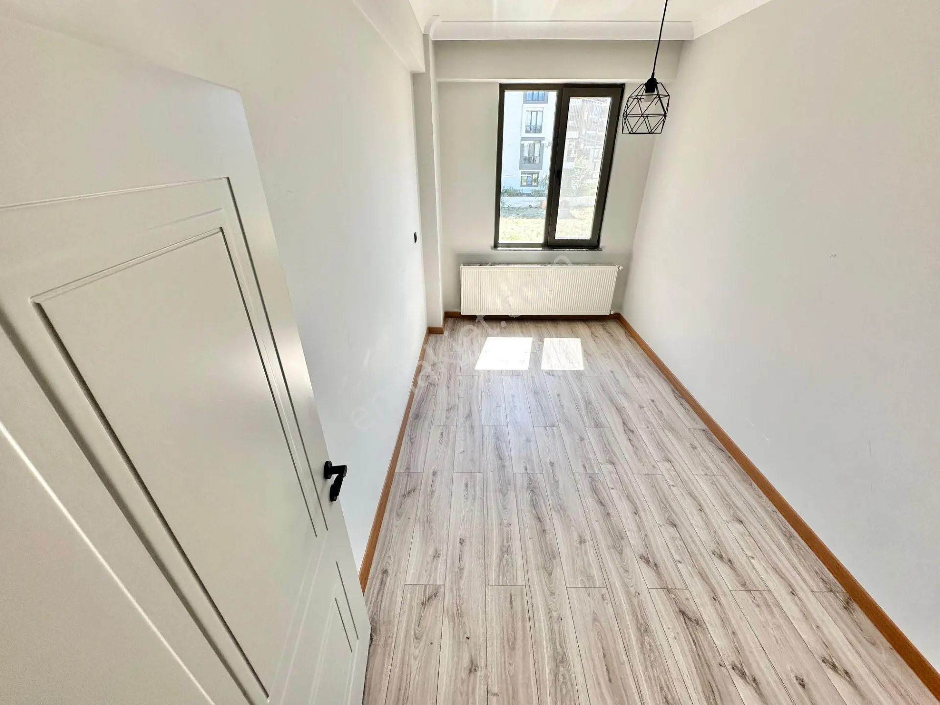 ꧁ay Emlaktan꧂akçay'da Denize Yakın Kombili Arakat Satılık 2+1 Ultra Lüks Daire — fotoğraf 32