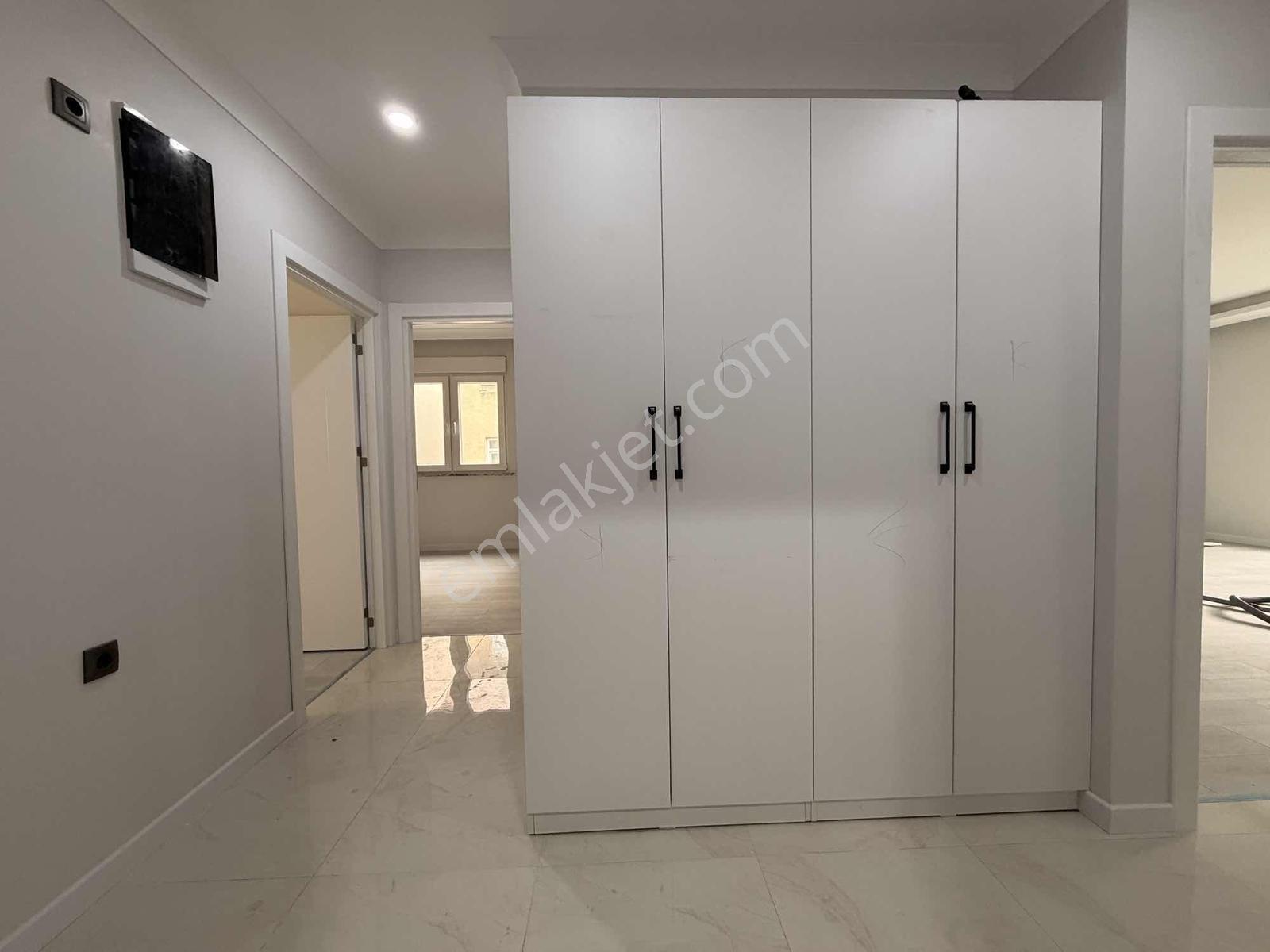 Focustan Merkezi Konumda,e.banyolu,sıfır,katta,geniş Ve Lüks 2+1 — fotoğraf 9