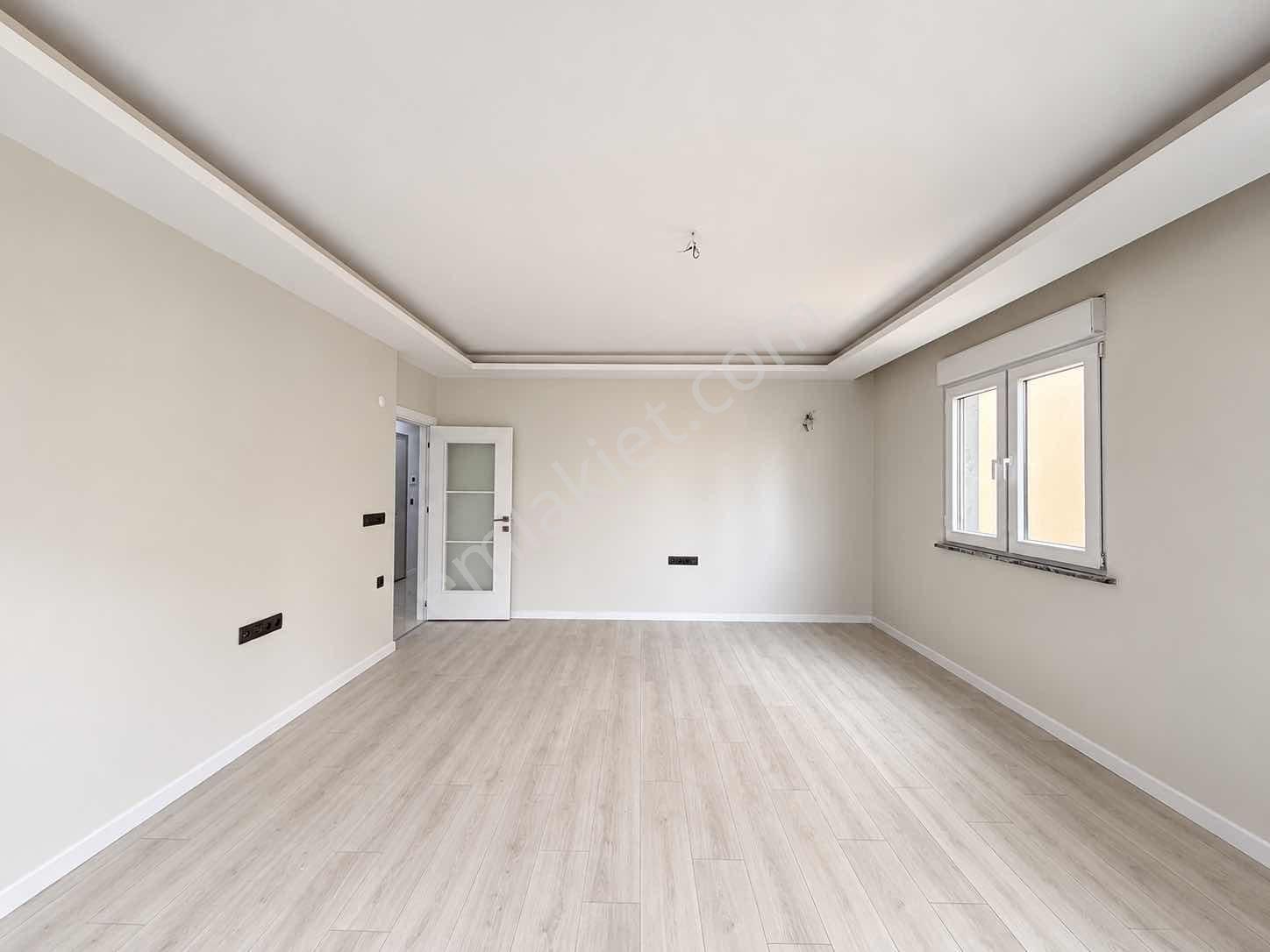 Focustan Merkezi Konumda,e.banyolu,sıfır,katta,geniş Ve Lüks 2+1 — fotoğraf 16