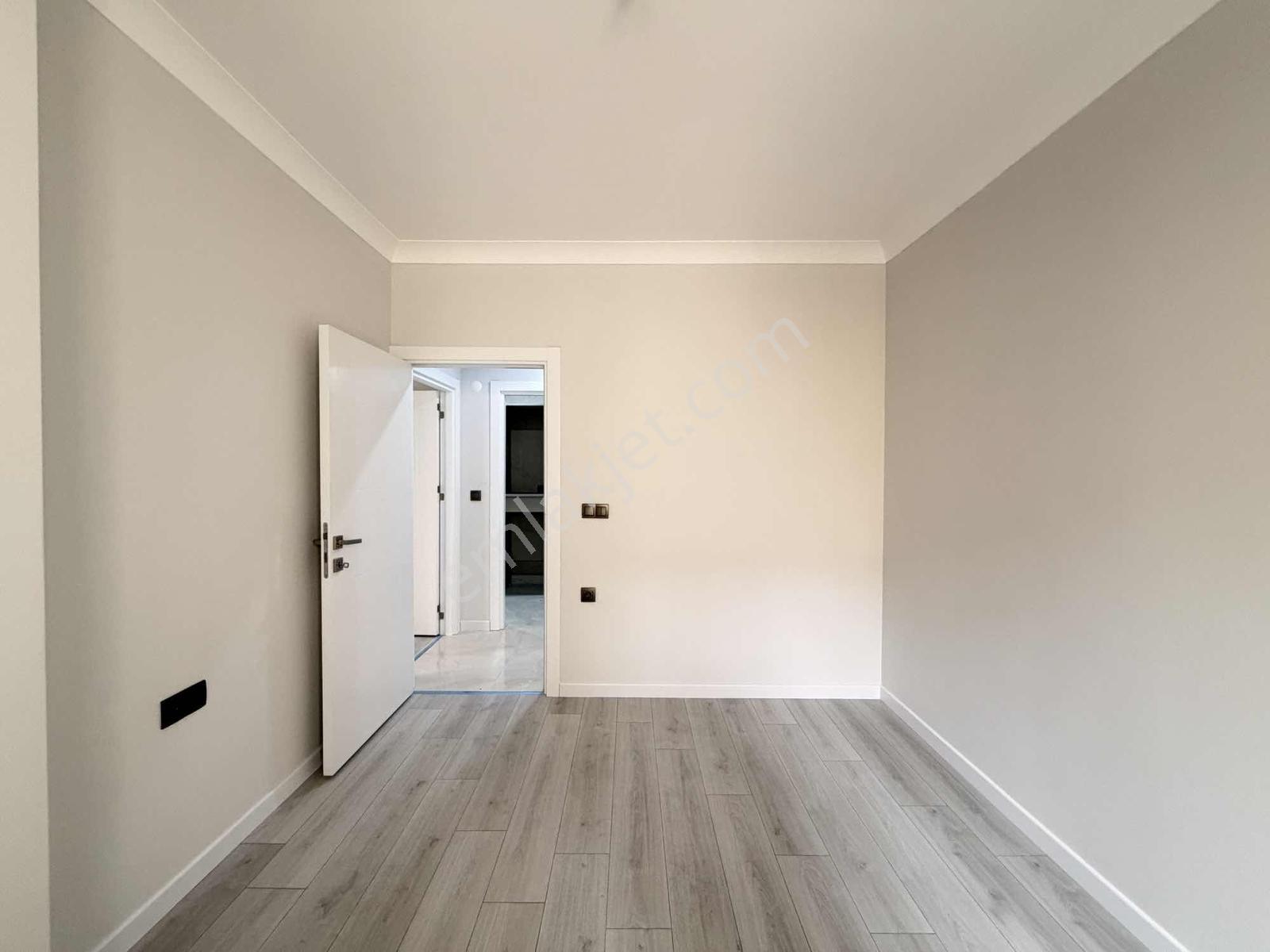 Focustan Merkezi Konumda,e.banyolu,sıfır,katta,geniş Ve Lüks 2+1 — fotoğraf 33