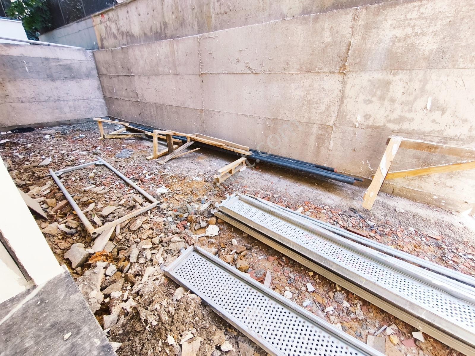 Metroya 5-6 Dakika Yürüme Mesafesinde Bahçe Teraslı 1+1 Daire — fotoğraf 6