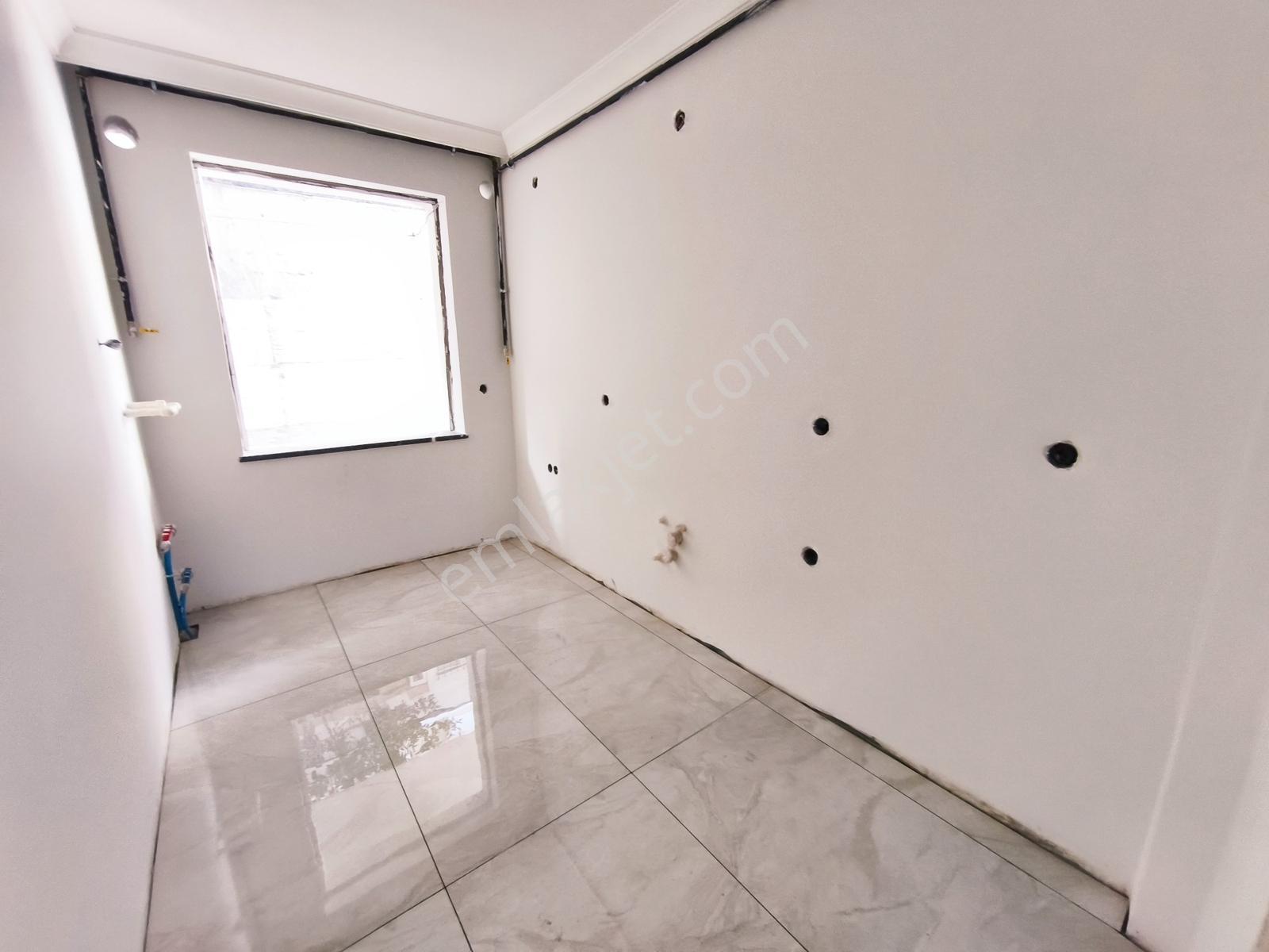 Metroya 5-6 Dakika Yürüme Mesafesinde Bahçe Teraslı 1+1 Daire — fotoğraf 8