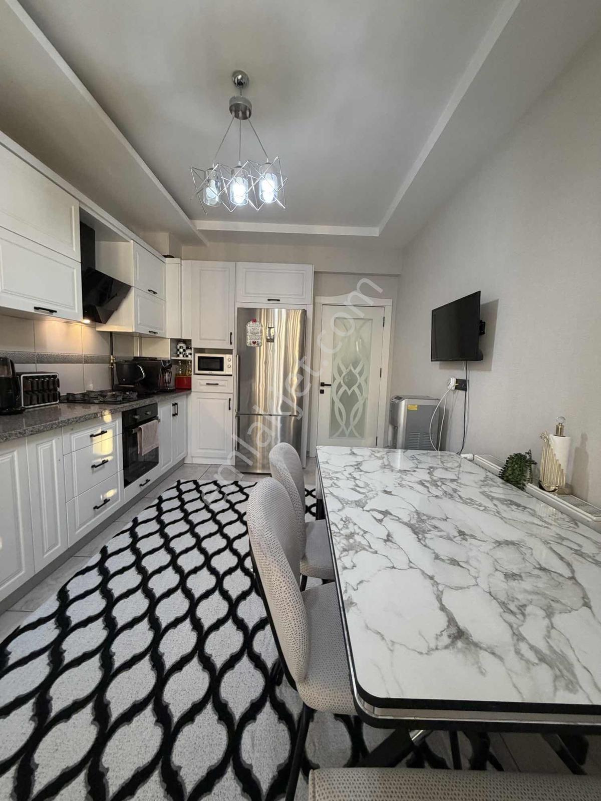 Karatay Keçeciler Cad Üzerinde 3+1 Satılık Lüx Daire — fotoğraf 32