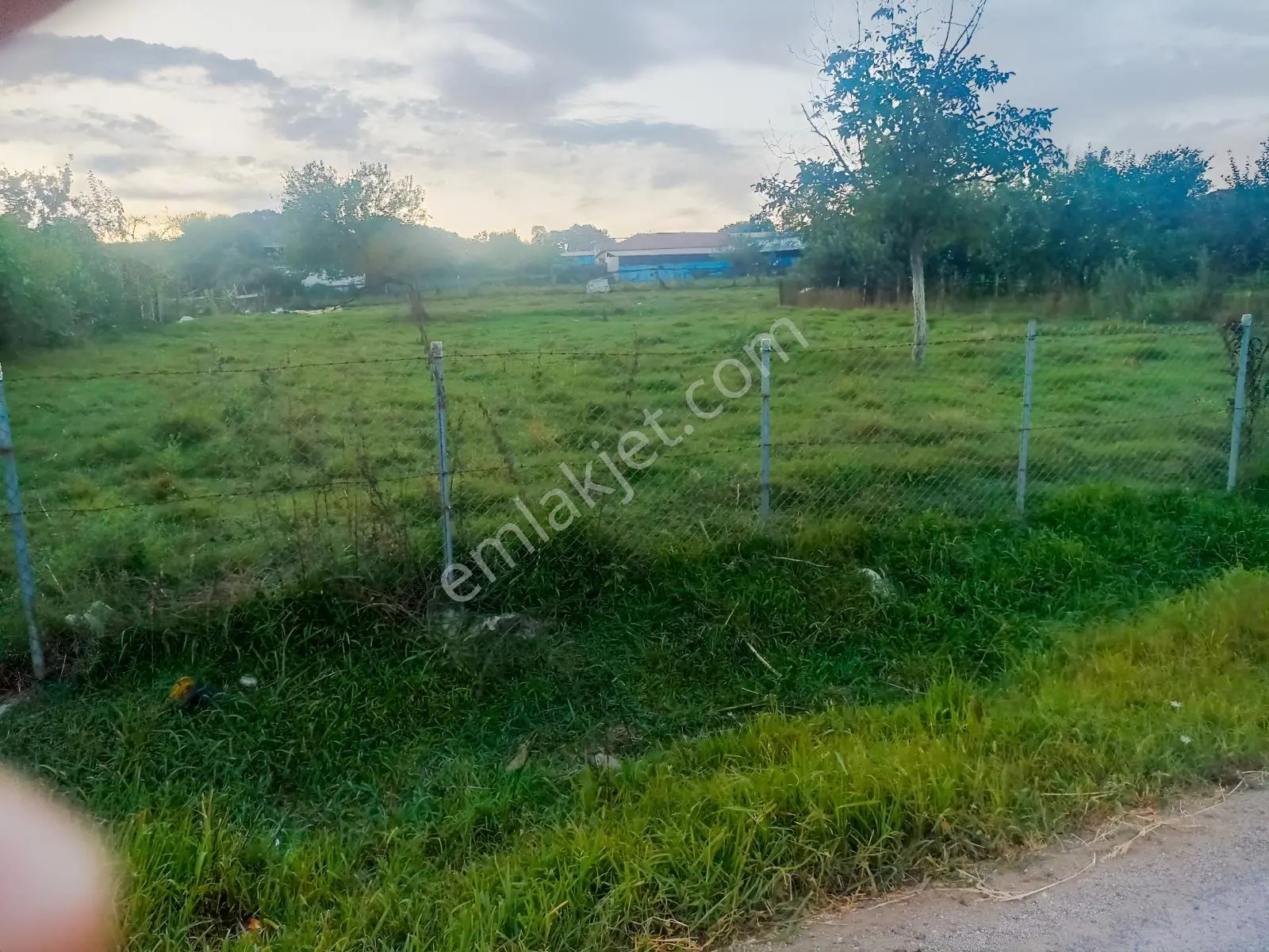 Kaynarca // Küçükkışla Köy Merkezinde // 990 M2 — fotoğraf 5