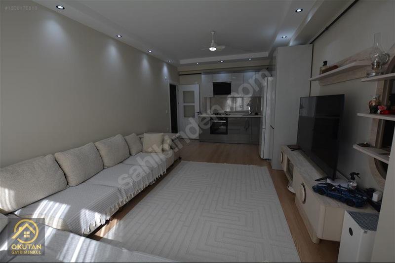 Avcılar Merkez'de Reşitpaşa Cadde Üstü Butik Sitede Satılık 2+1 — fotoğraf 3