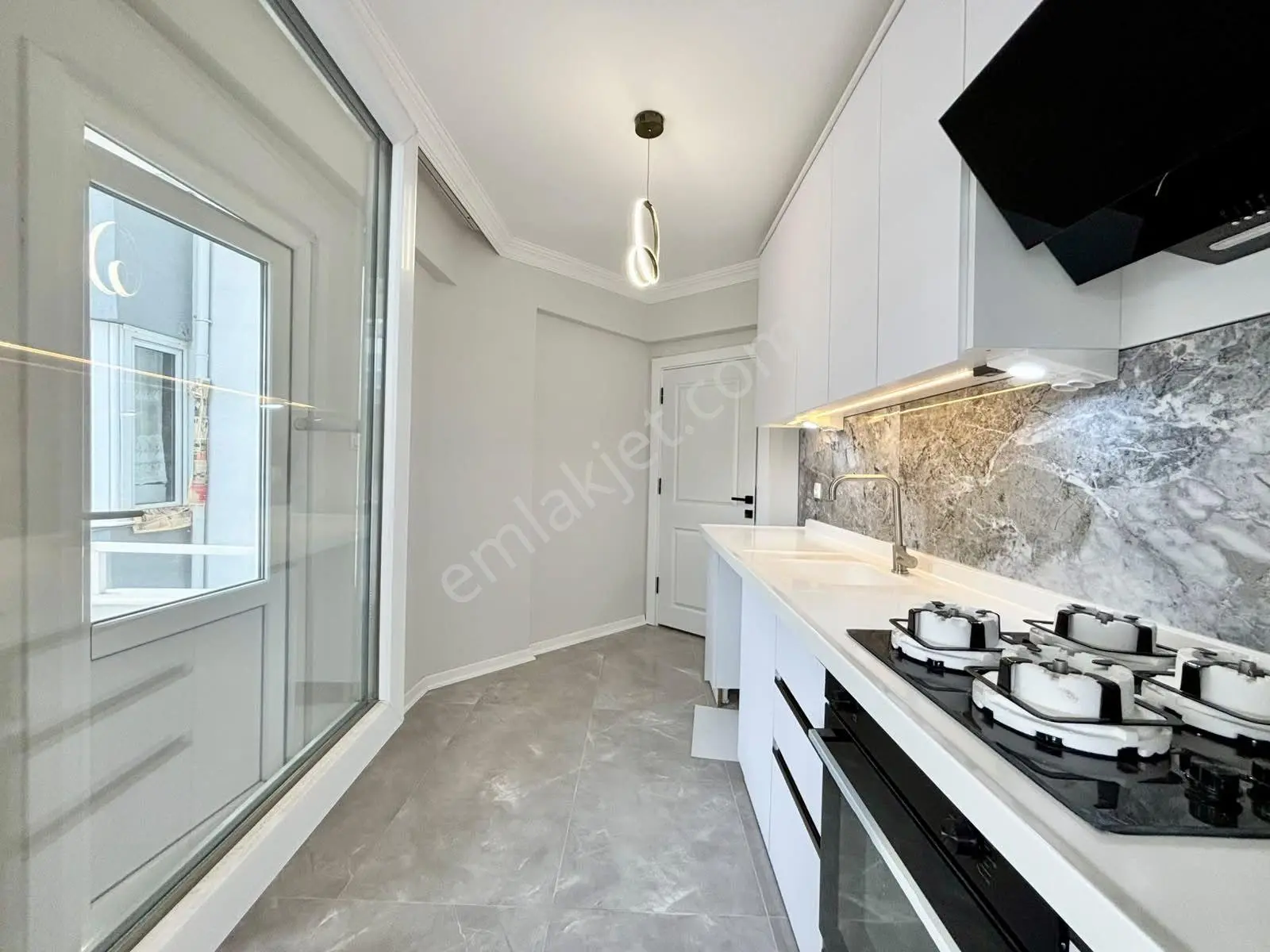 ꧁ay Emlaktan꧂altınkum Doktorlar Sitesi Bölgesinde Denize 500 Mt Arakat Satılık 3+1 Geniş Daire — fotoğraf 16