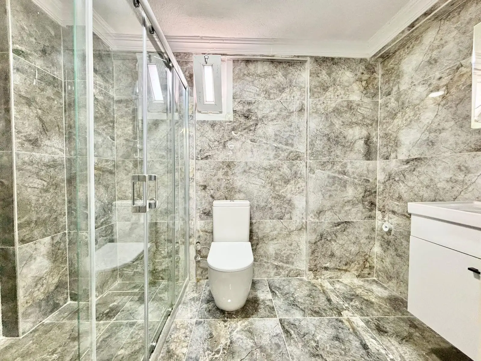 ꧁ay Emlaktan꧂altınkum Doktorlar Sitesi Bölgesinde Denize 500 Mt Arakat Satılık 3+1 Geniş Daire — fotoğraf 23