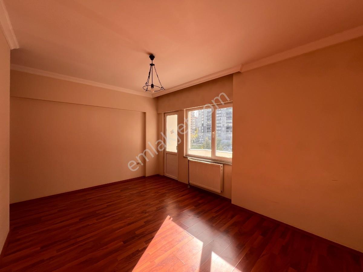 Beylikdüzü Adnan Kahveci Banksis Sitesinde 175m2 Satılık Daire — fotoğraf 3