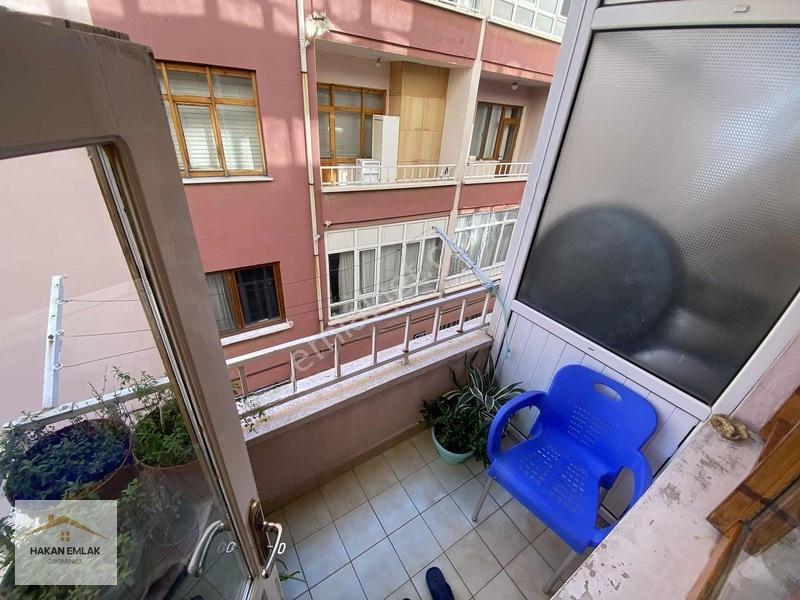 Hakan Emlak'tan Bahçelievler'de 3+1 Geniş Satılık Daire — fotoğraf 14