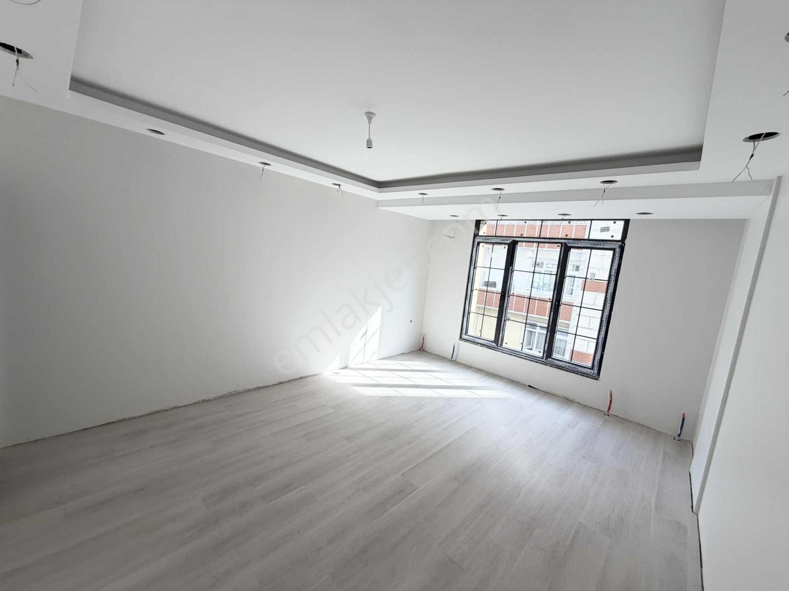Demir İnşaat 50.yıl Mah Tranway Dibi Emsalsiz 120m2 Arakatlar — fotoğraf 3