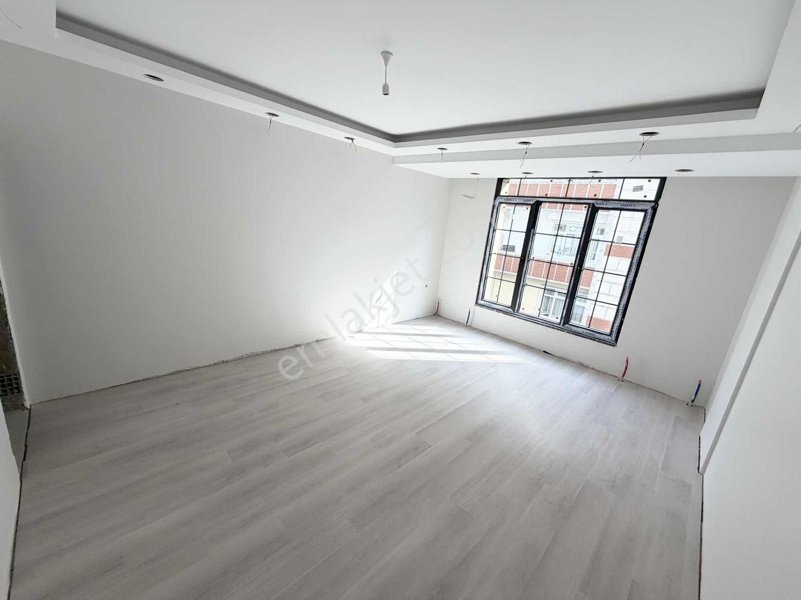 Demir İnşaat 50.yıl Mah Tranway Dibi Emsalsiz 120m2 Arakatlar — fotoğraf 4