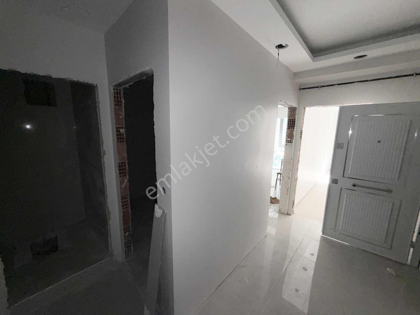 Demir İnşaat 50.yıl Mah Tranway Dibi Emsalsiz 120m2 Arakatlar — fotoğraf 13