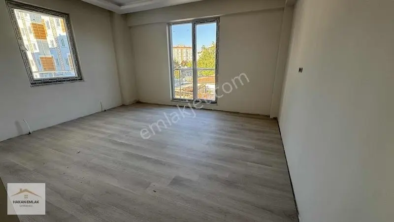 Hakan Emlaktan İkbal Kent Civarı Satılık Arakat 3+1 — fotoğraf 2